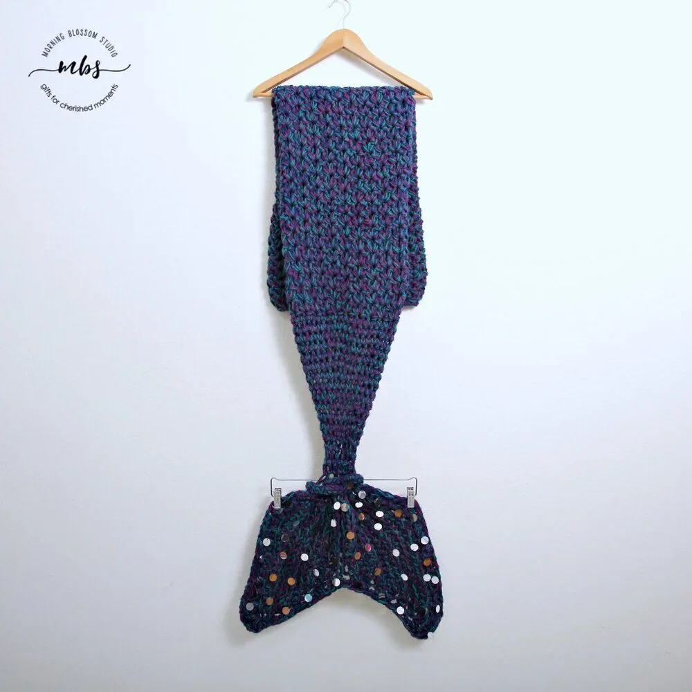 Adult Knitted Mermaid Tail Blanket with Sequins‎